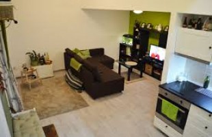 KERESEK! Pécs Belvárosában befektetésre szánt lakást!