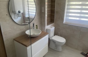 ÉKSZERDOBOZ PÉCS - KIS-POSTAVÖLGYBEN