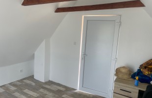 ÉKSZERDOBOZ PÉCS - KIS-POSTAVÖLGYBEN